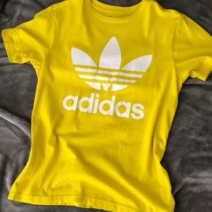 Adidas yellow shirt💛